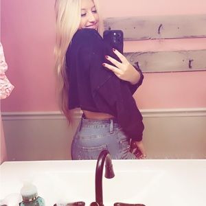 Meet your Posher, Lily